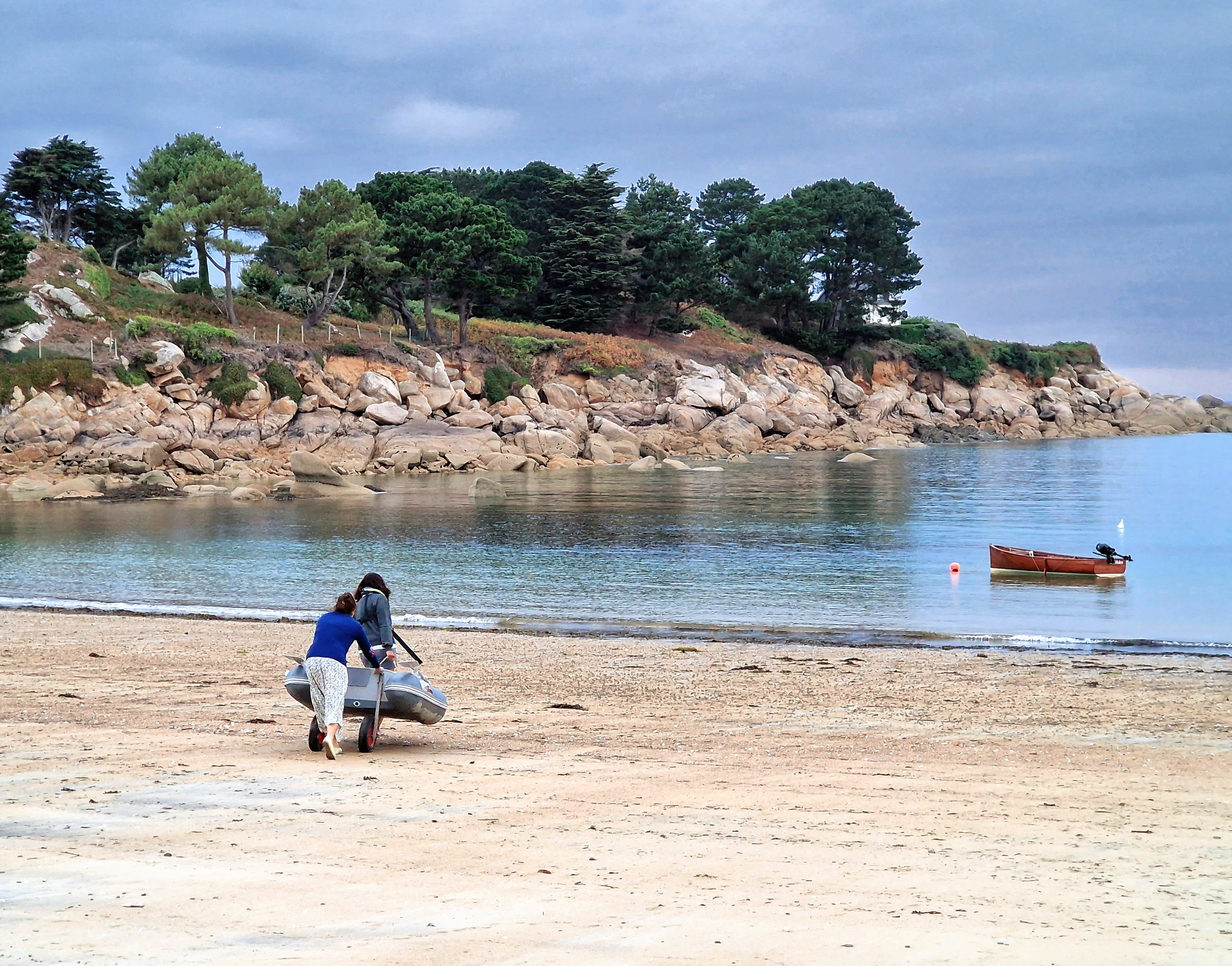Sea scene in the Bay of Morlaix