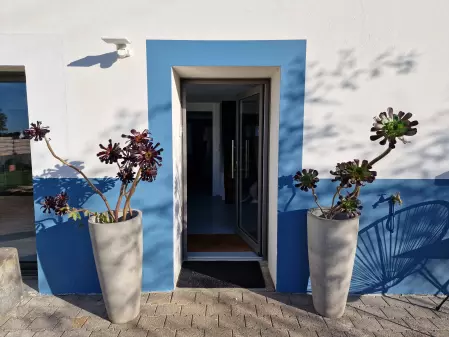 L'entrée de l'espace de réunion CocoLéon