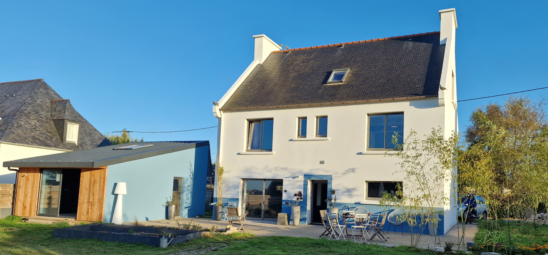 Exterior view of the CocoLéon terrace