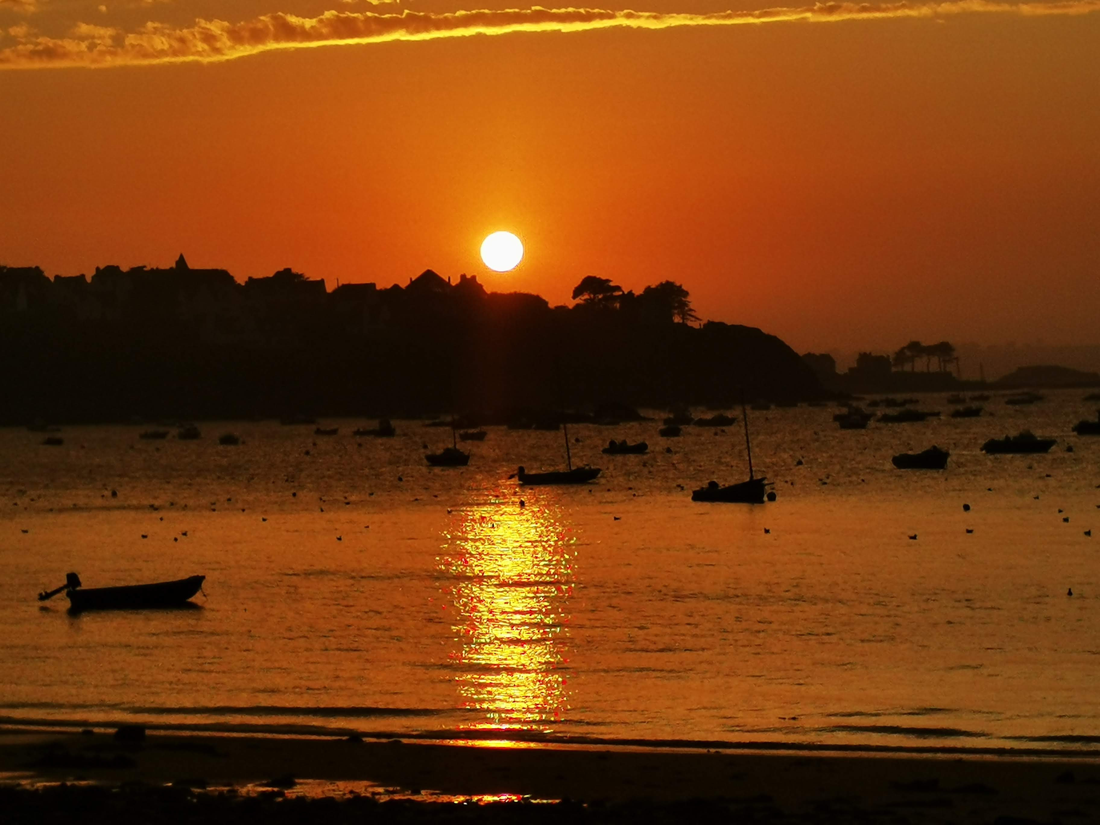 Sunset over the Pointe du Curé in Carantec, Finistère